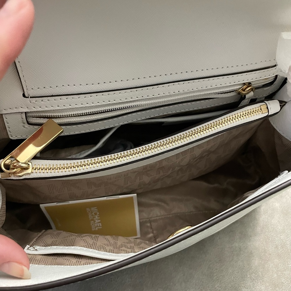 NEW Michael Kors Sophia satchel - Picture 6 of 12